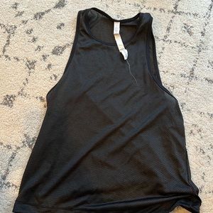 Lululemon black mesh tank